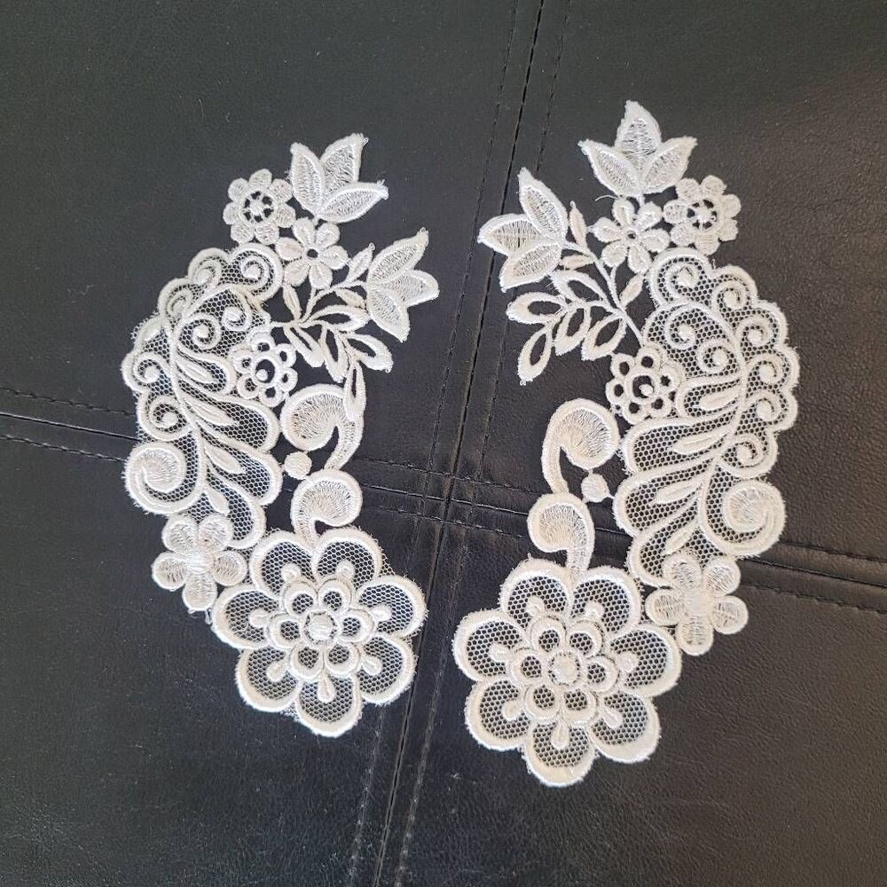 Venice Lace Floral Appliques, White, 2 appliques (1 right & 1 left) per package,